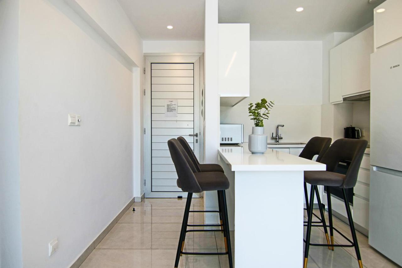 Phaedrus Living - Seaside Executive Flat Harbour 207 Apartment Paphos Exterior photo